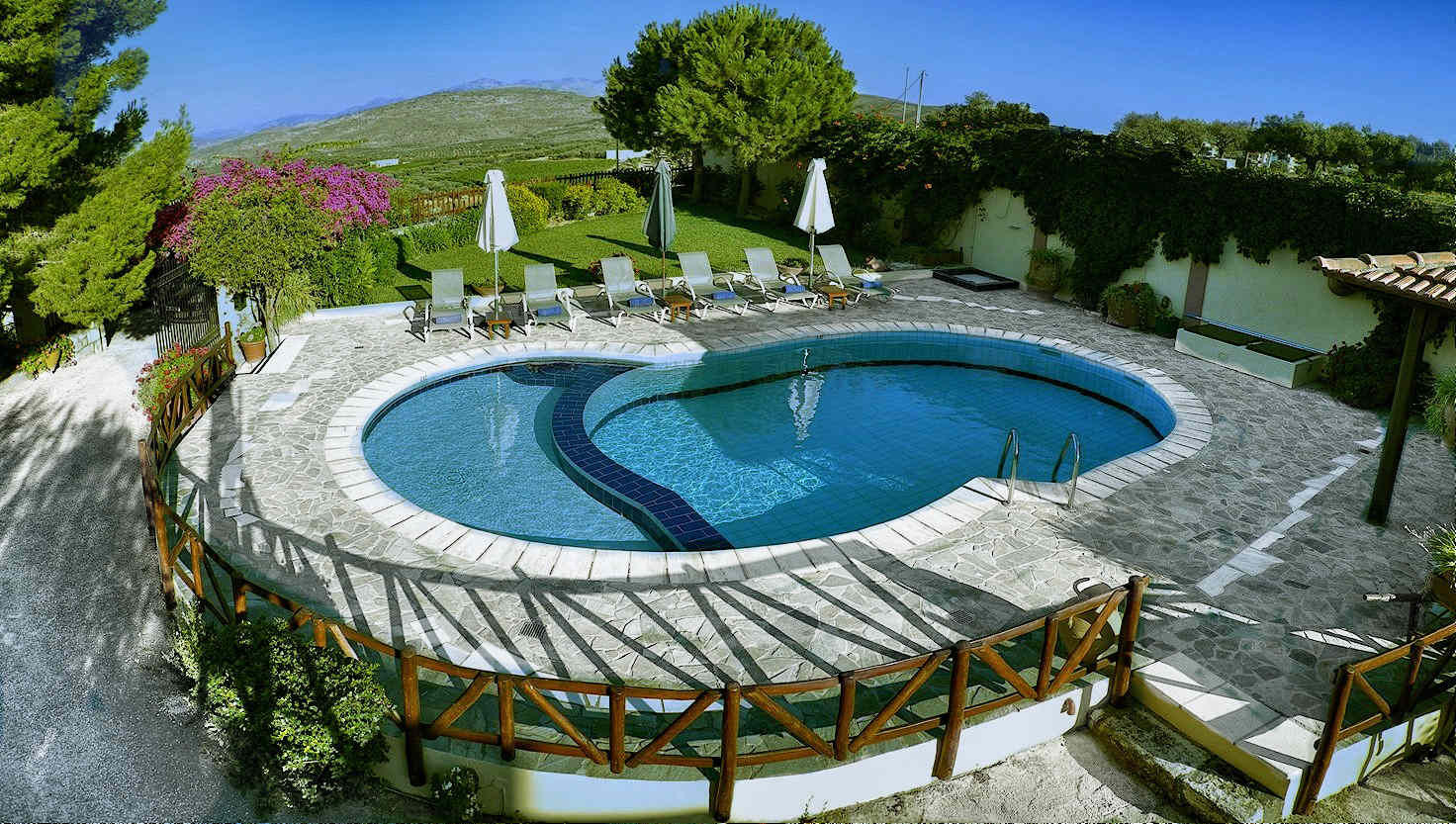 Pool 1